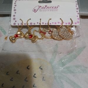 HK earing set of 3